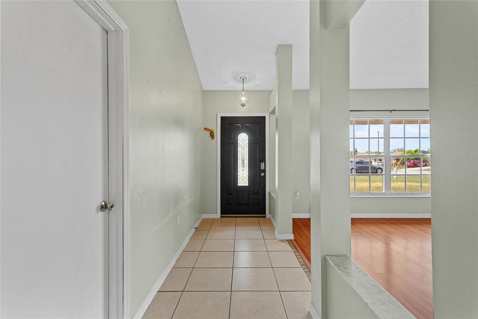 Image 4 of 39 For 2311 Alton Road