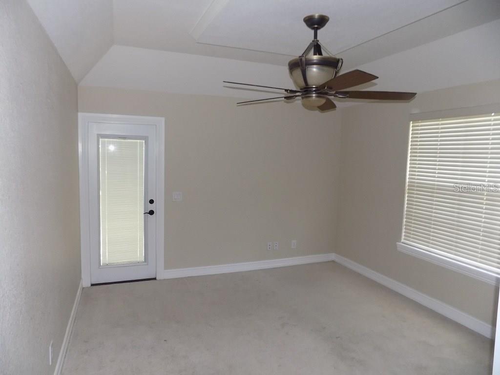 Image 16 of 25 For 8052 Oak Park Road