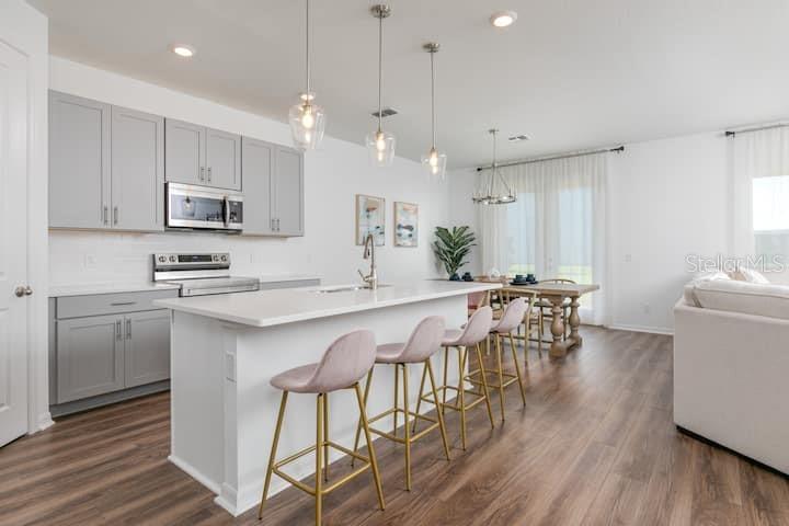Image 10 of 53 For 2363 Lancashire Street