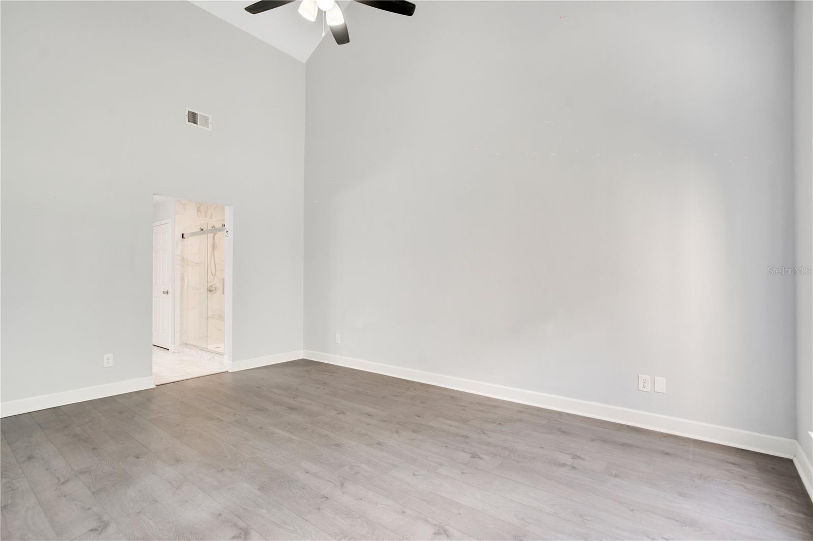 Image 10 of 28 For 1525 Farrindon Circle