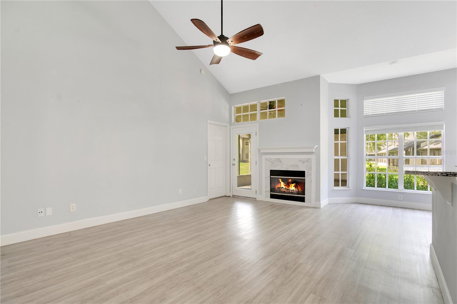 Image 3 of 28 For 1525 Farrindon Circle