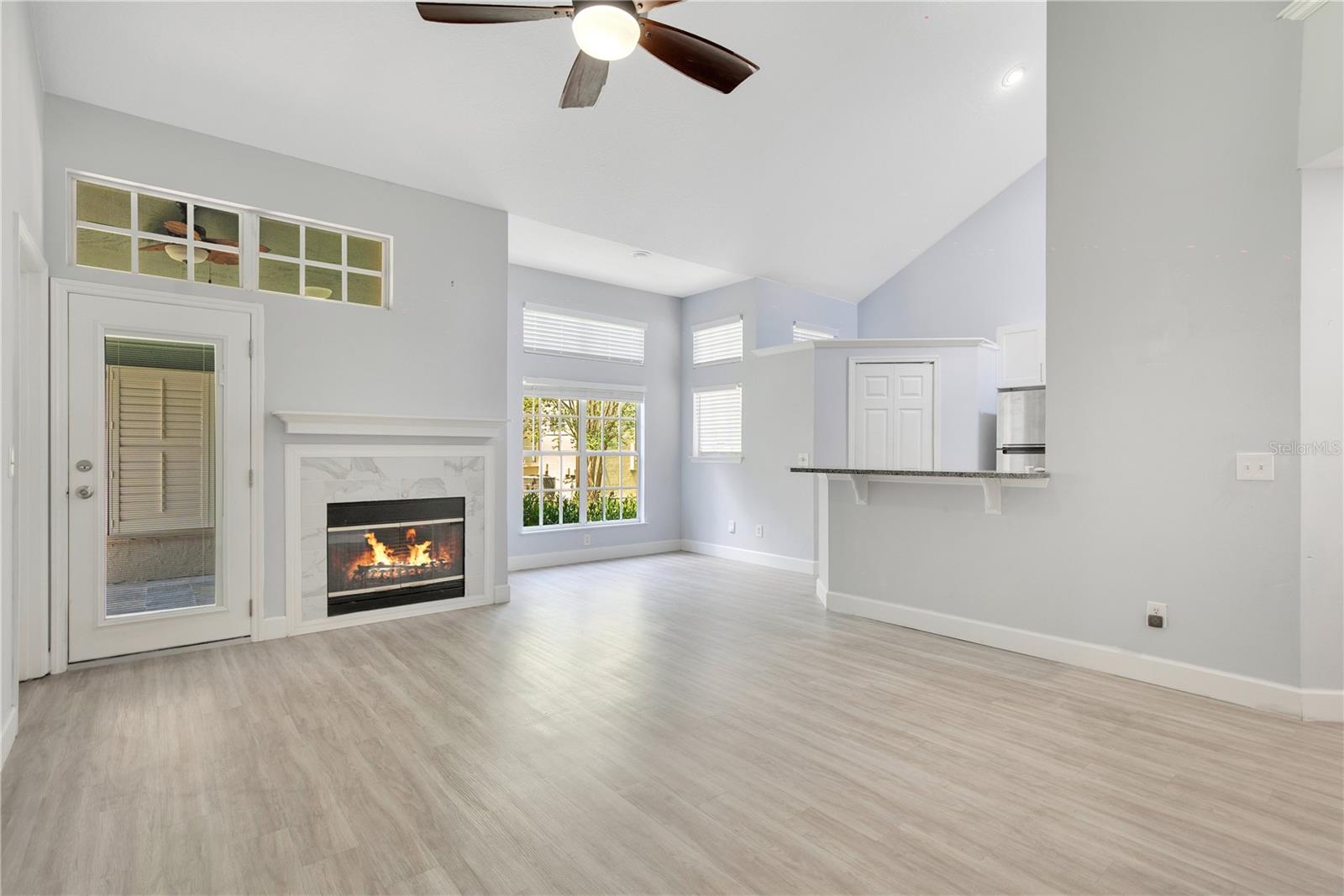 Image 4 of 28 For 1525 Farrindon Circle
