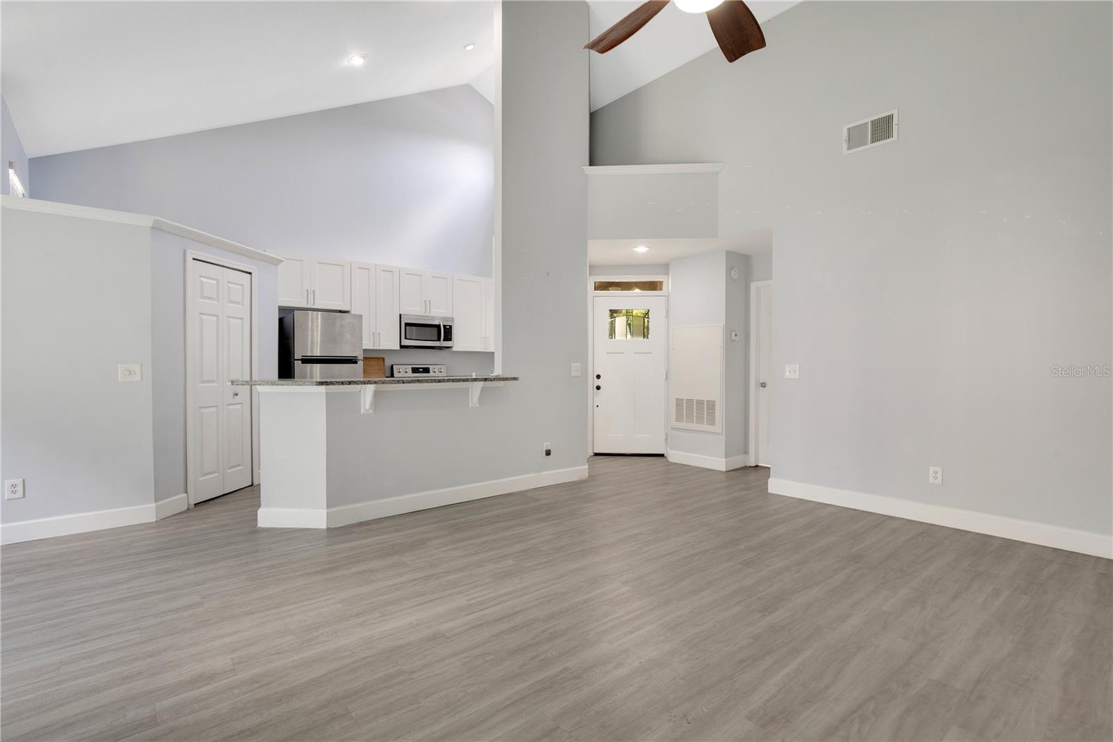 Image 5 of 28 For 1525 Farrindon Circle