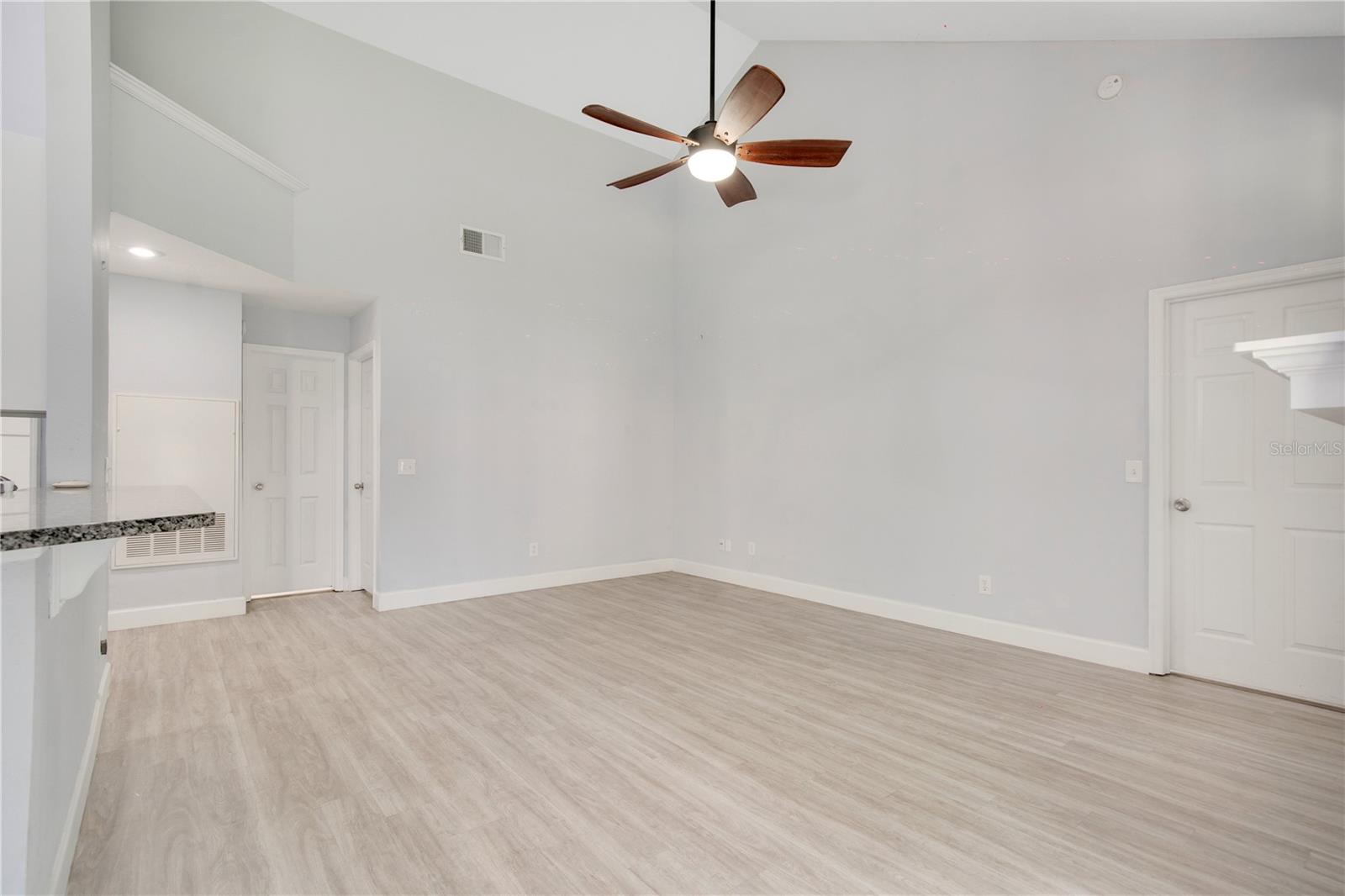 Image 6 of 28 For 1525 Farrindon Circle