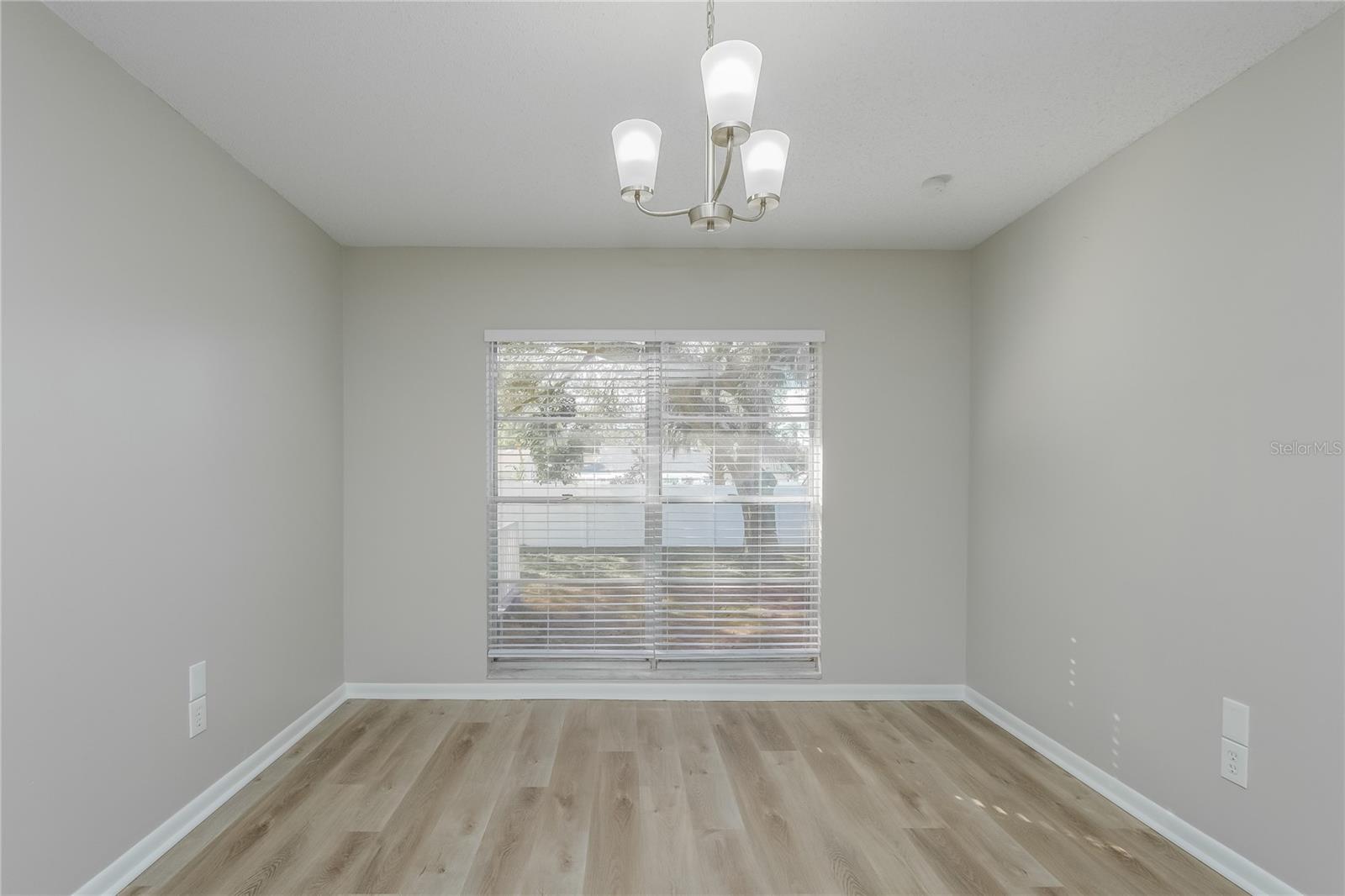 Image 7 of 17 For 7406 Meadow Drive