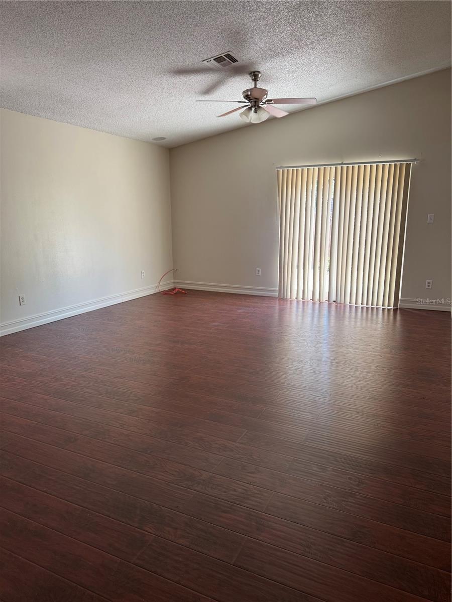 Image 11 of 19 For 1618 Bobolink Lane