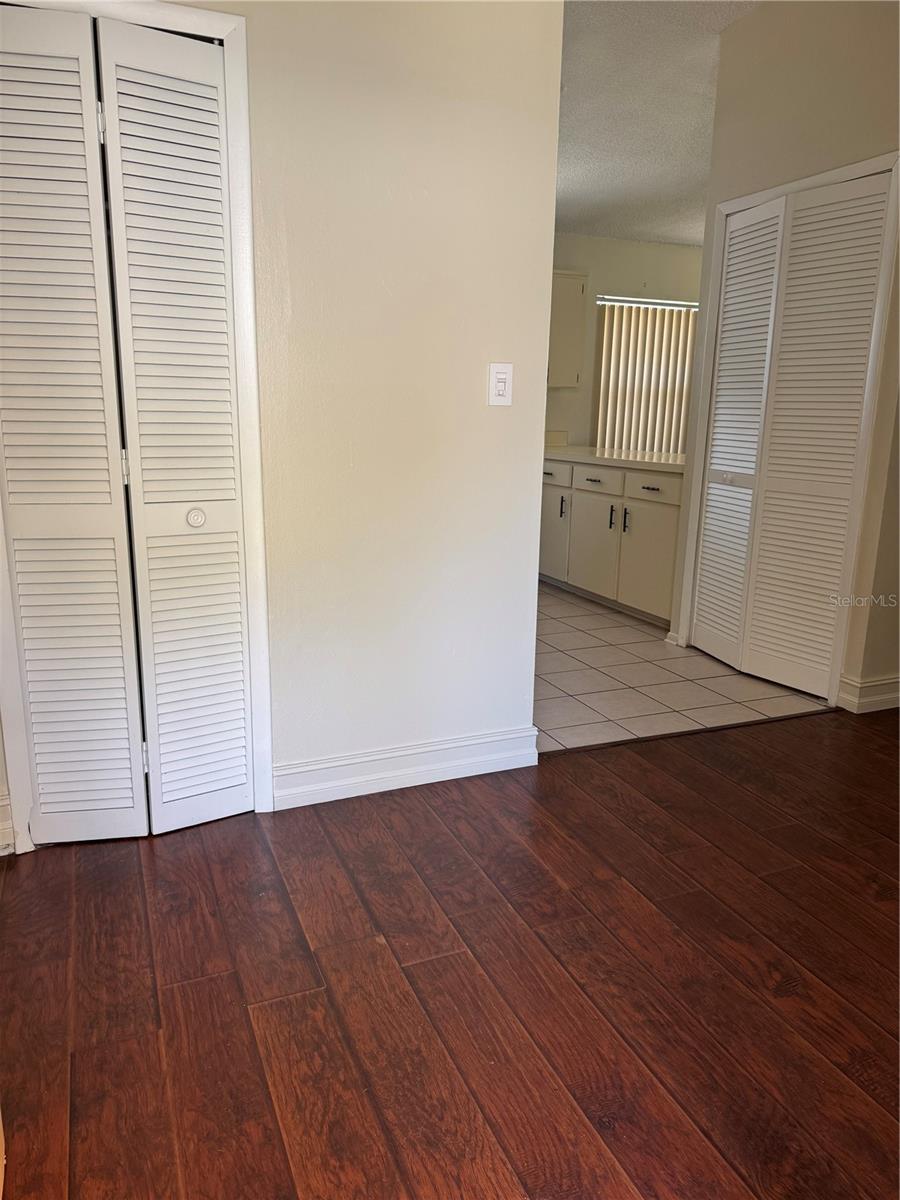 Image 4 of 19 For 1618 Bobolink Lane
