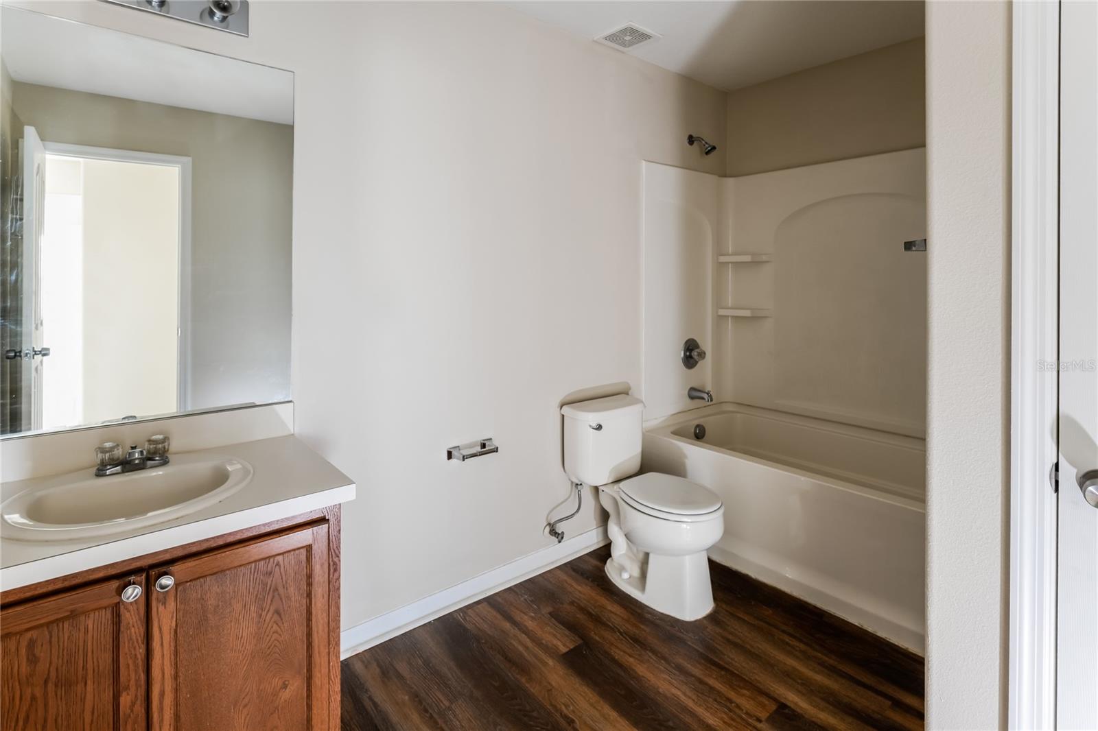Image 15 of 17 For 4641 White Bay Circle