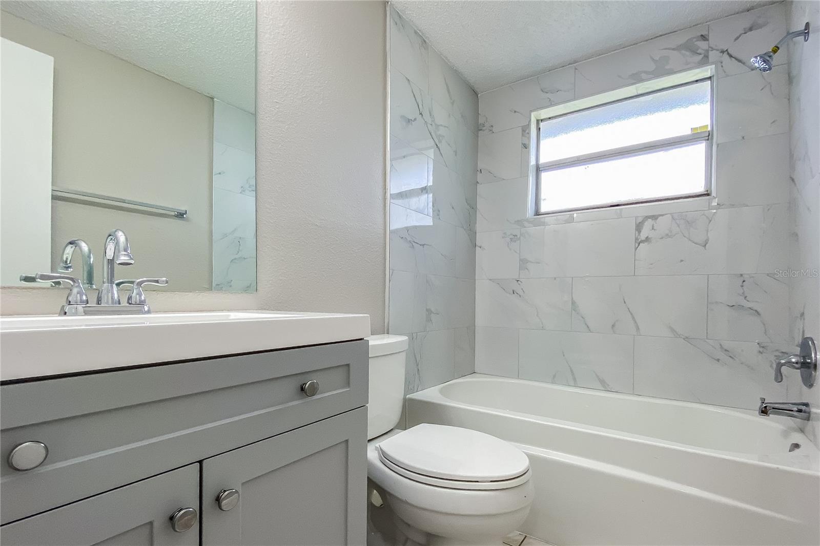 Image 11 of 16 For 2115 Harrison Drive
