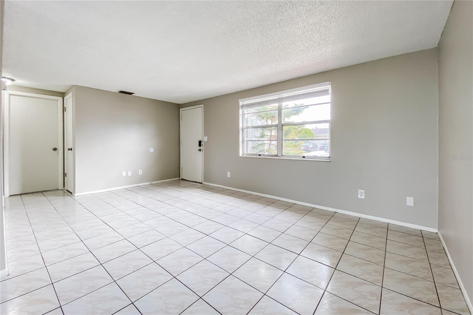 Image 3 of 16 For 2115 Harrison Drive