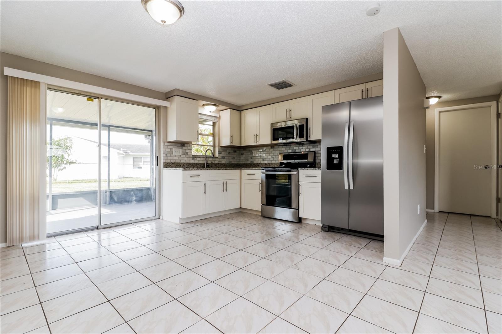Image 6 of 16 For 2115 Harrison Drive