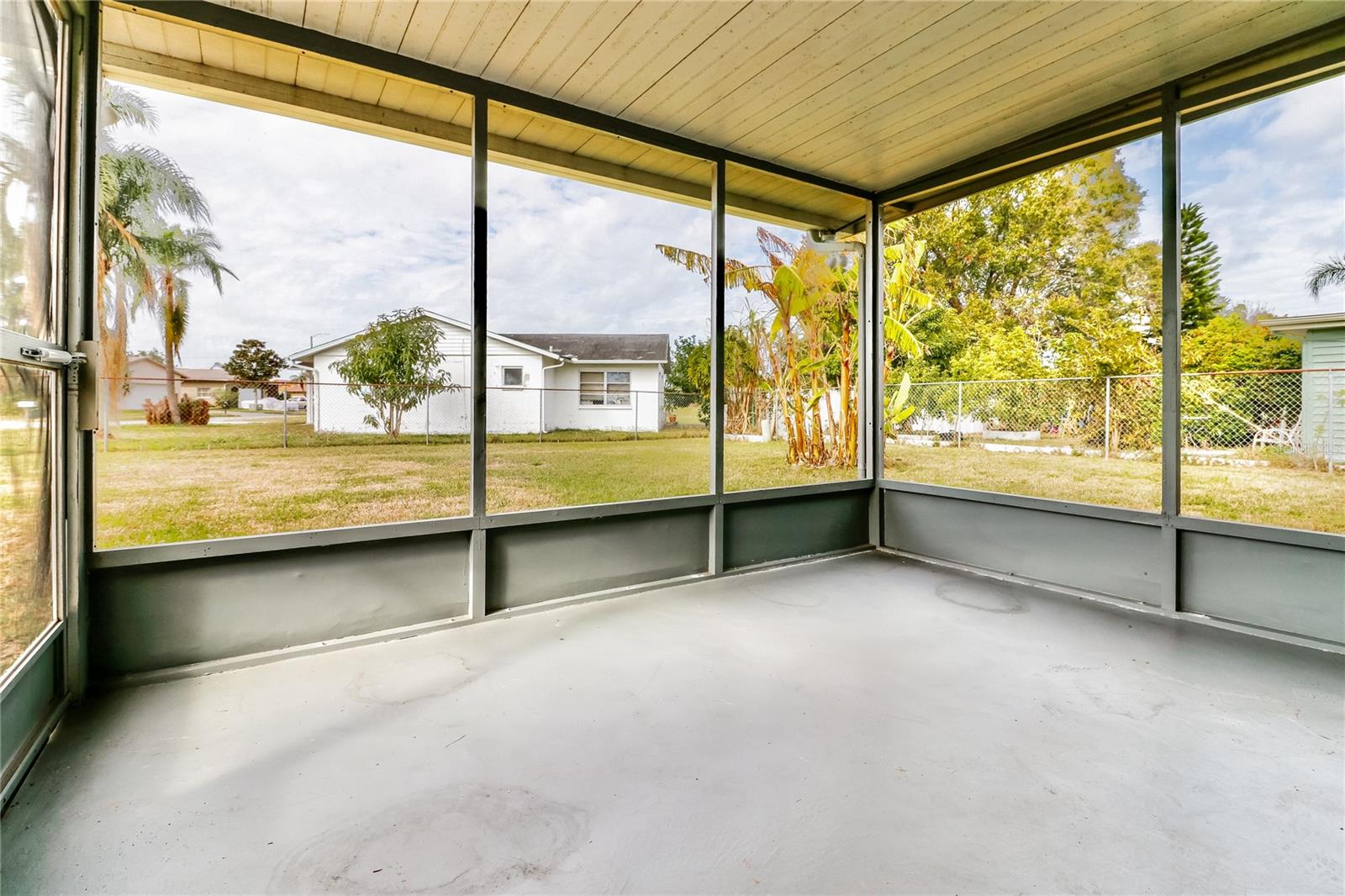 Image 9 of 16 For 2115 Harrison Drive