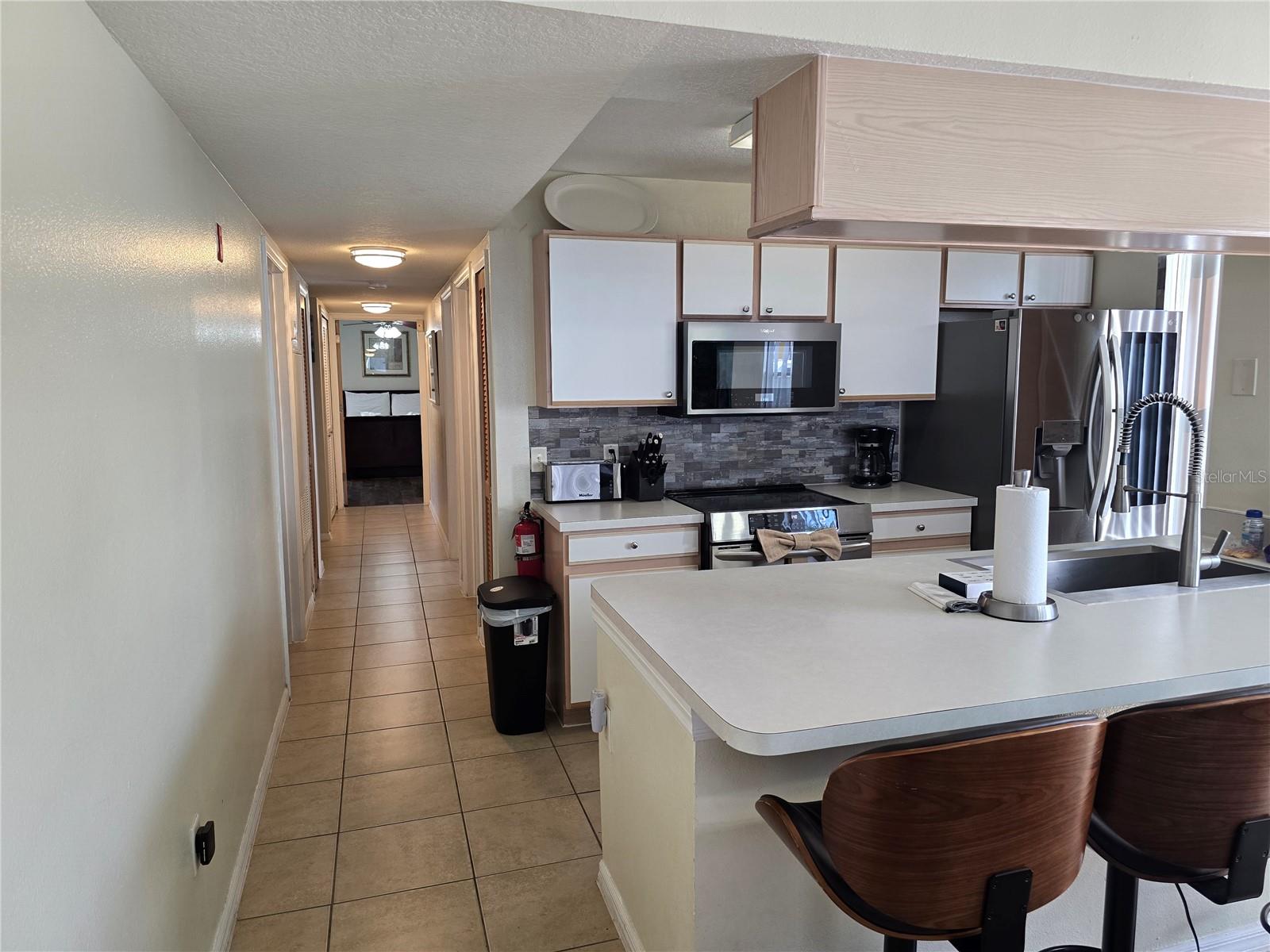 Image 11 of 75 For 8704 Knightsbridge Court B