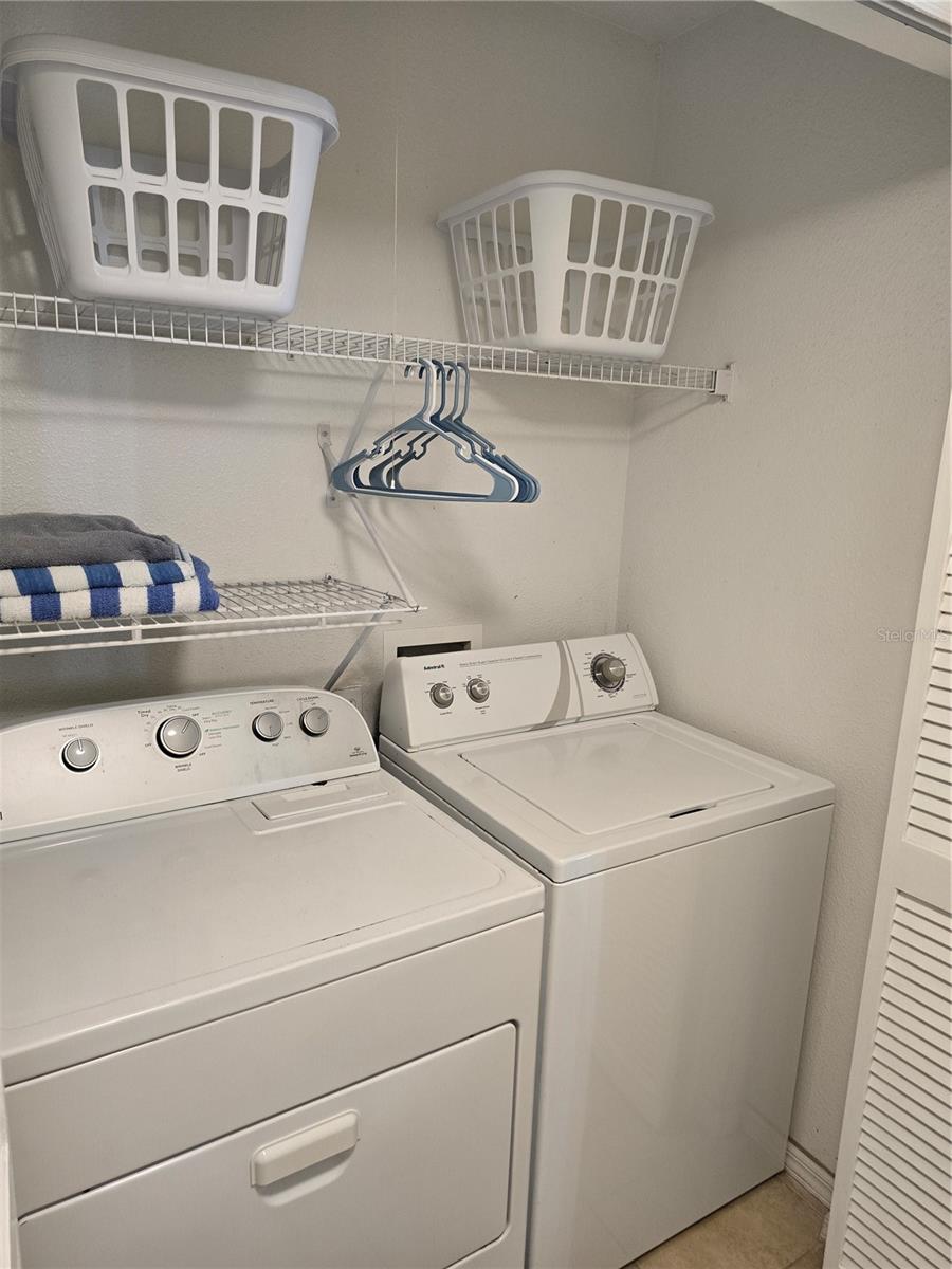 Image 15 of 75 For 8704 Knightsbridge Court B