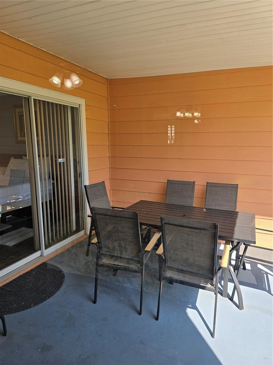 Image 3 of 75 For 8704 Knightsbridge Court B