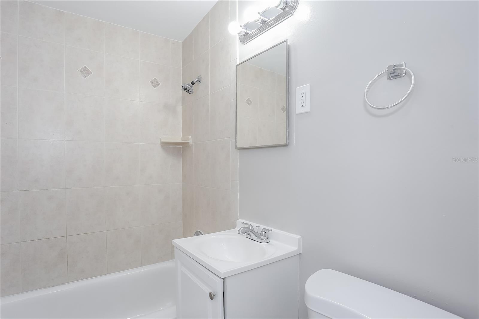 Image 14 of 16 For 9564 Crestview Street