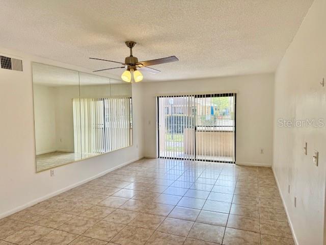 Image 4 of 23 For 5269 Vineland Road 101