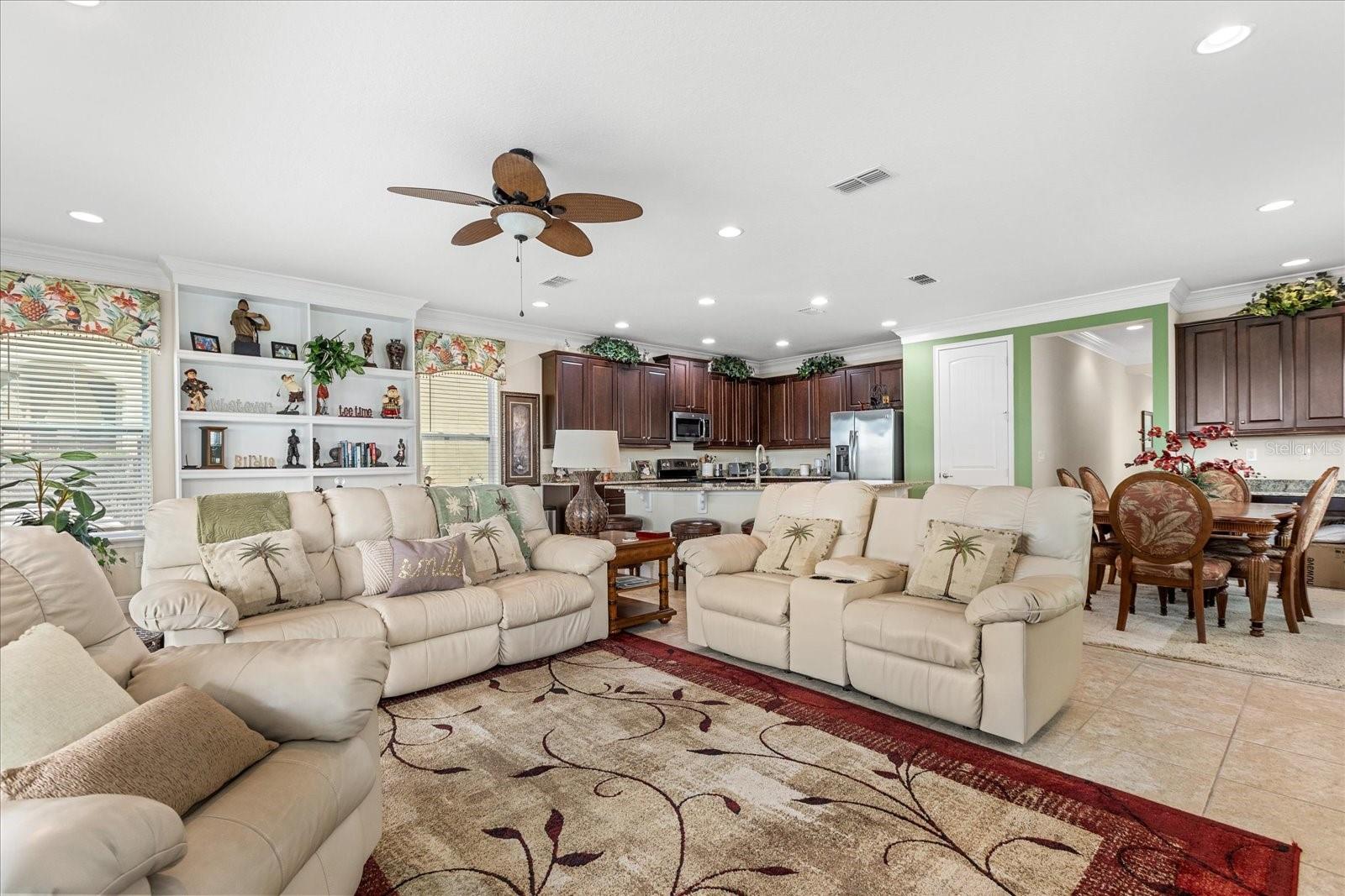 Image 11 of 56 For 1084 Castle Pines Court