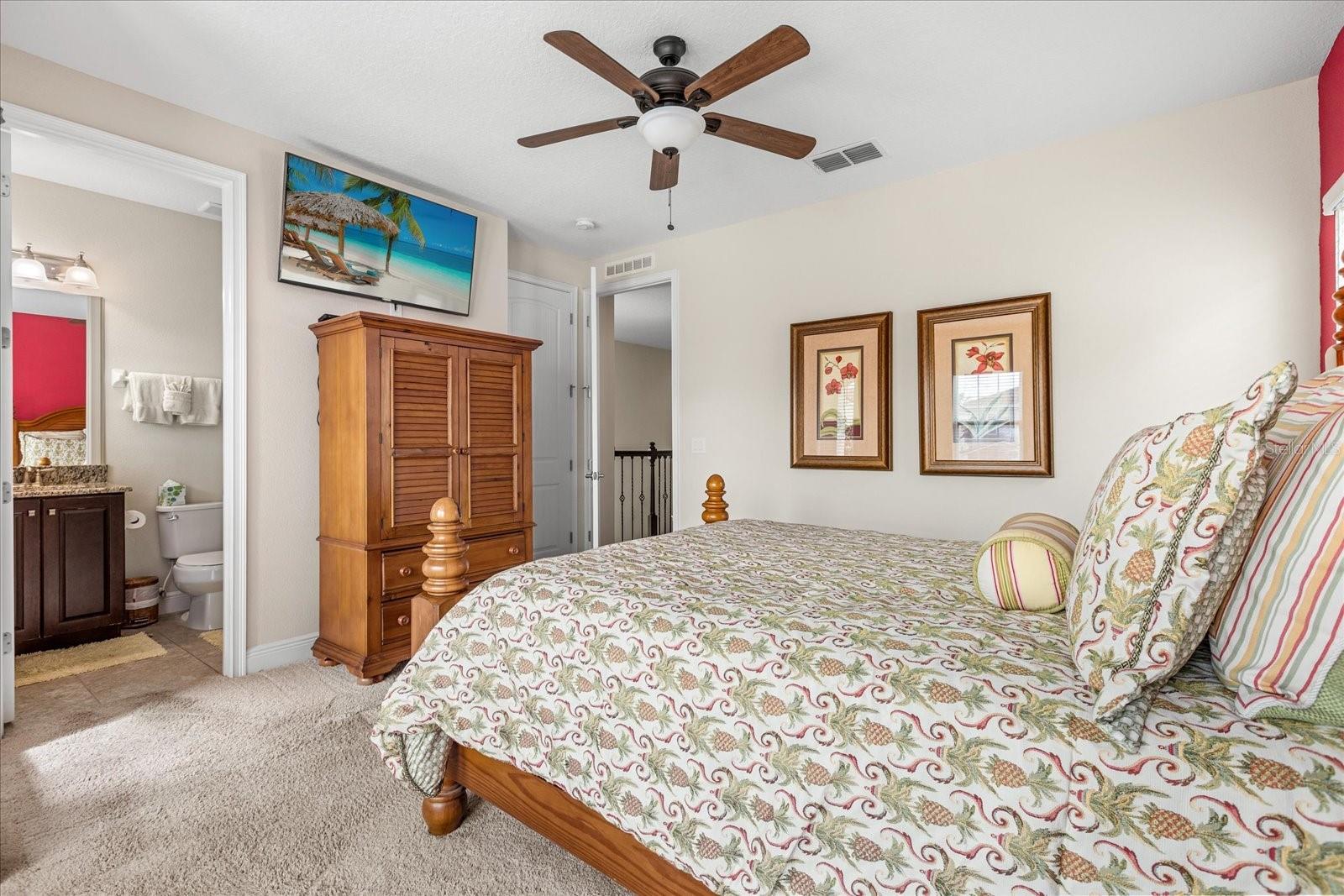 Image 36 of 56 For 1084 Castle Pines Court