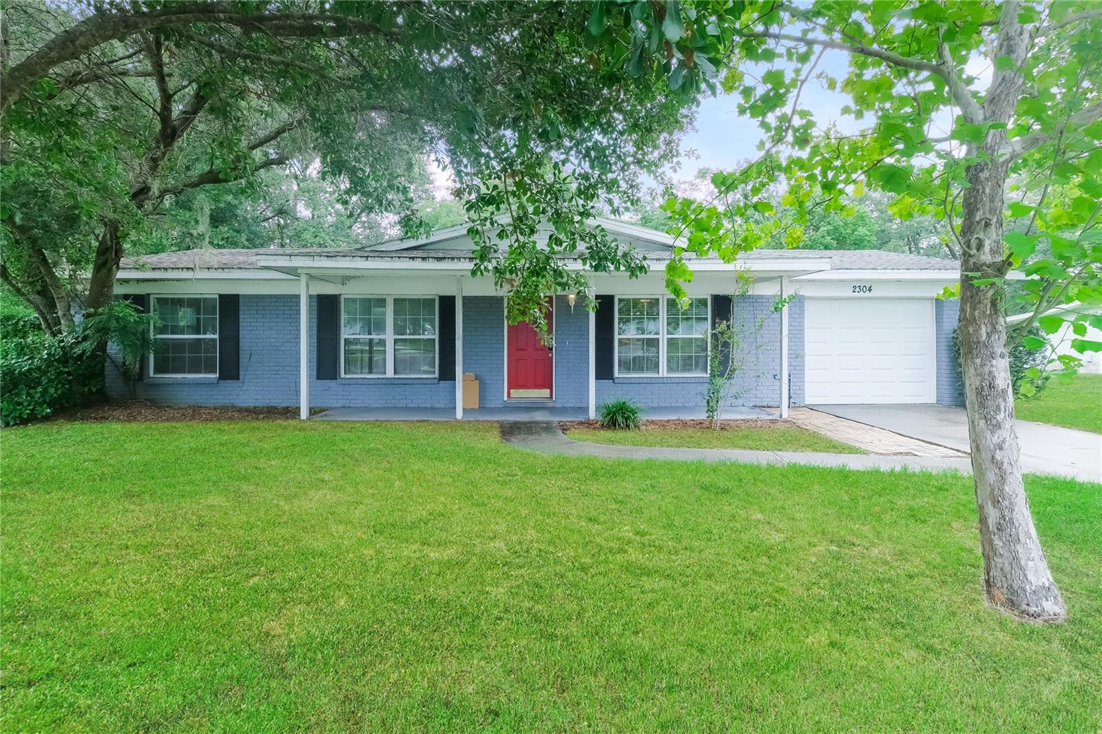Details for 2304 Leonard Drive, SEFFNER, FL 33584
