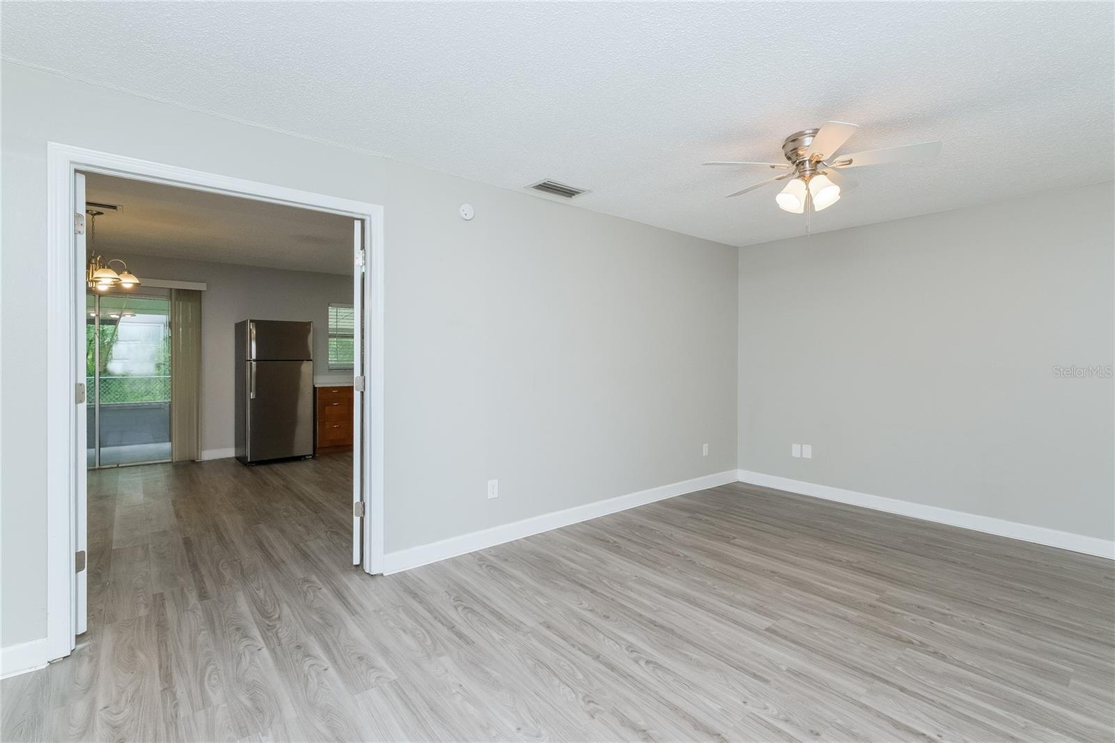 Image 5 of 16 For 2304 Leonard Drive