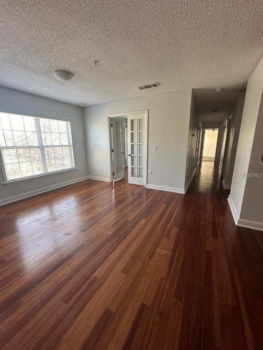 Image 2 of 17 For 2059 Dixie Belle Drive 2059h