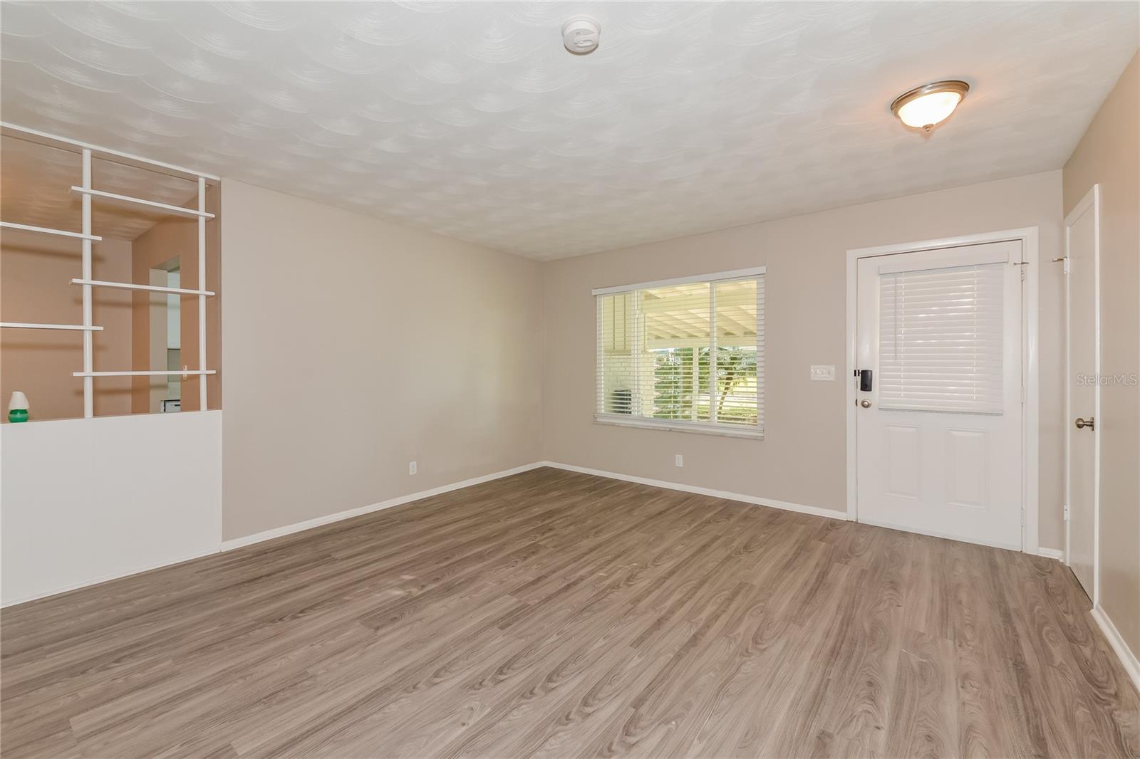 Image 3 of 16 For 3908 Cape Vista Drive
