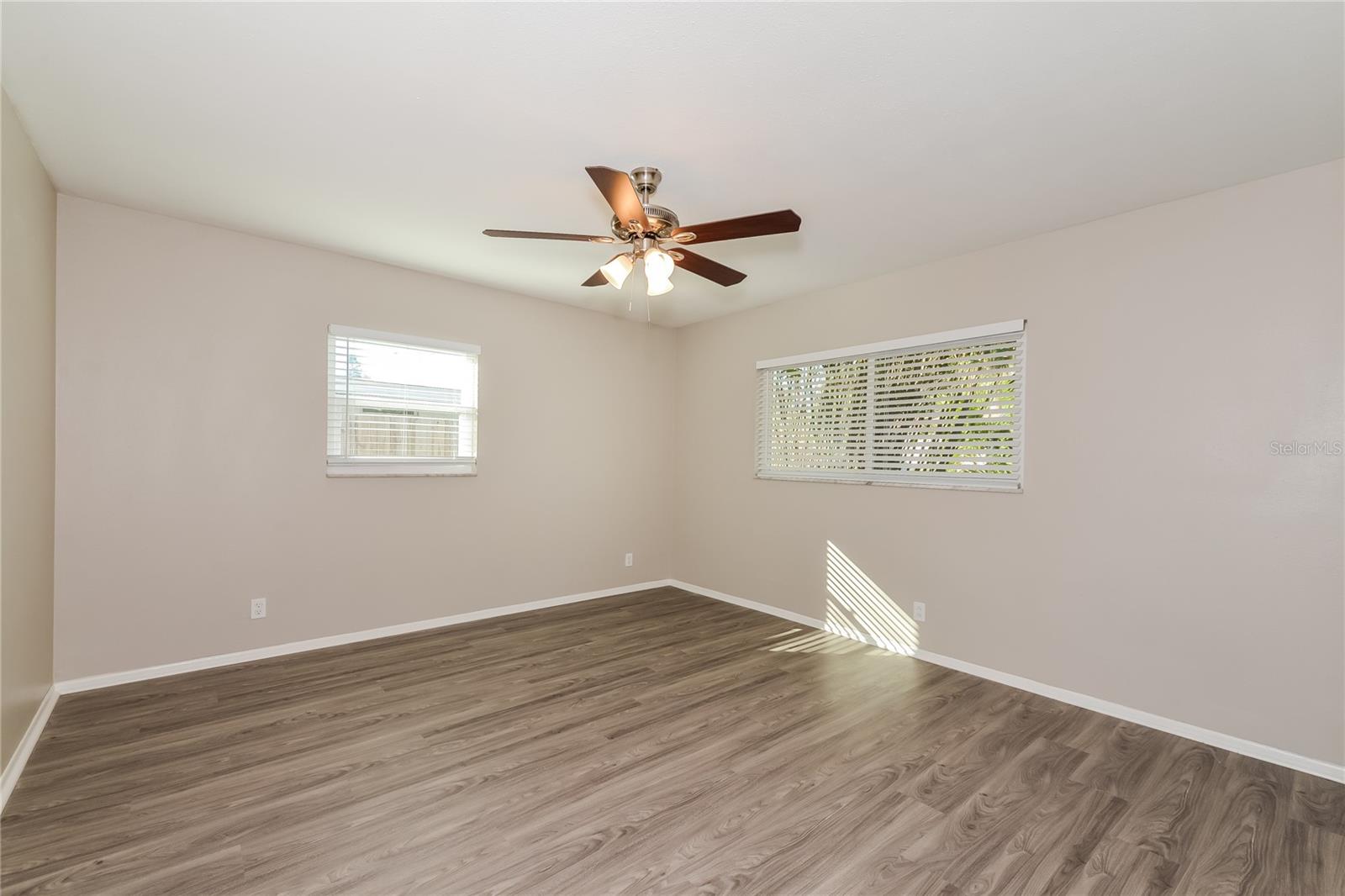 Image 9 of 16 For 3908 Cape Vista Drive