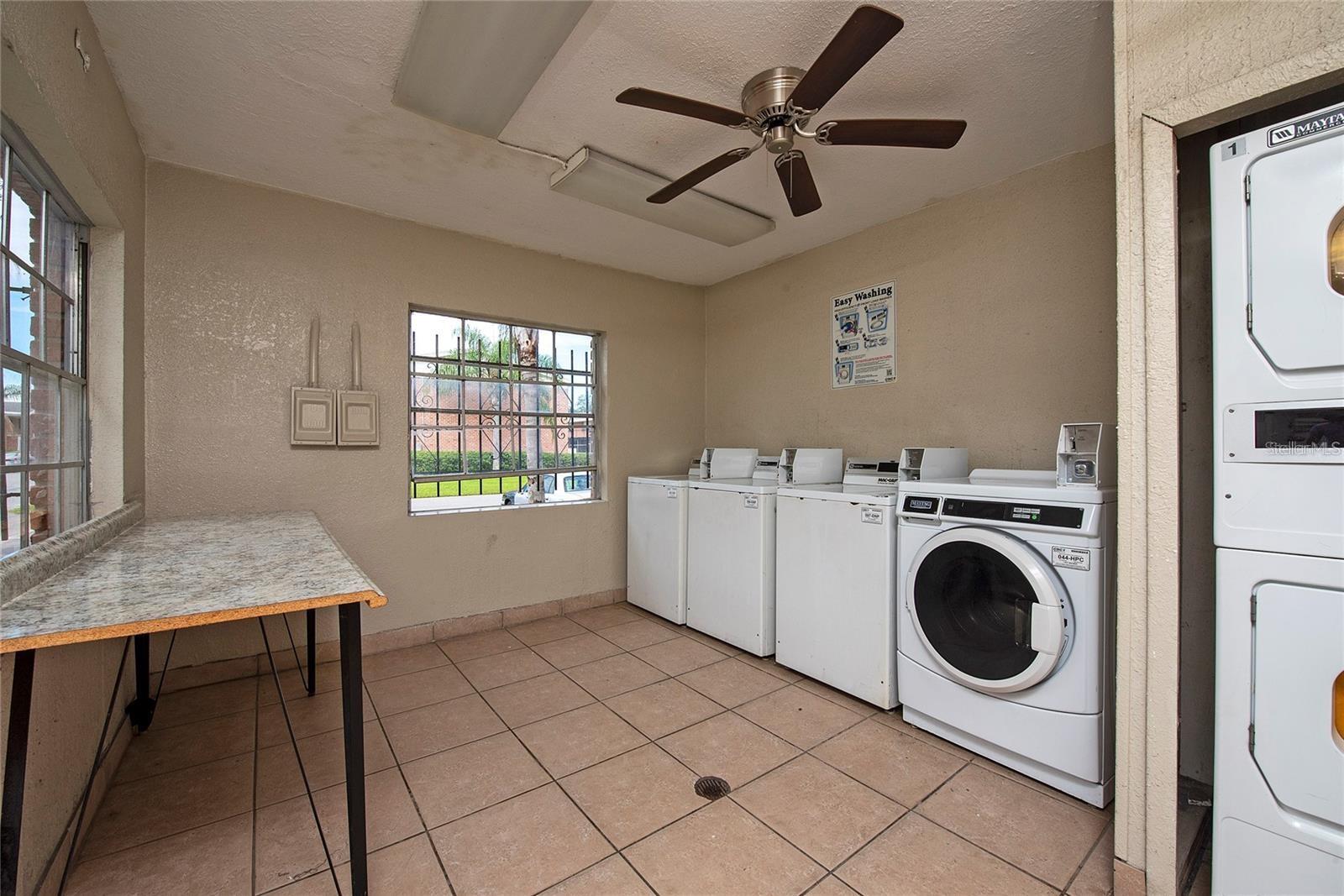 Image 12 of 12 For 1436 Holden Avenue 4