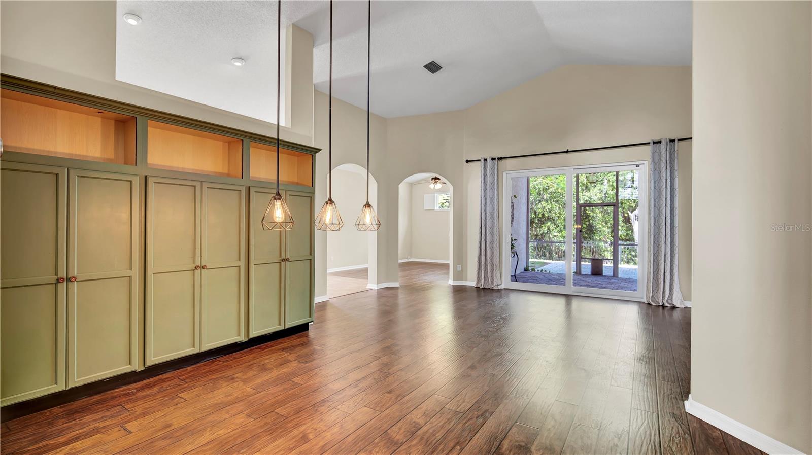 Image 9 of 37 For 4773 Chalfont Drive