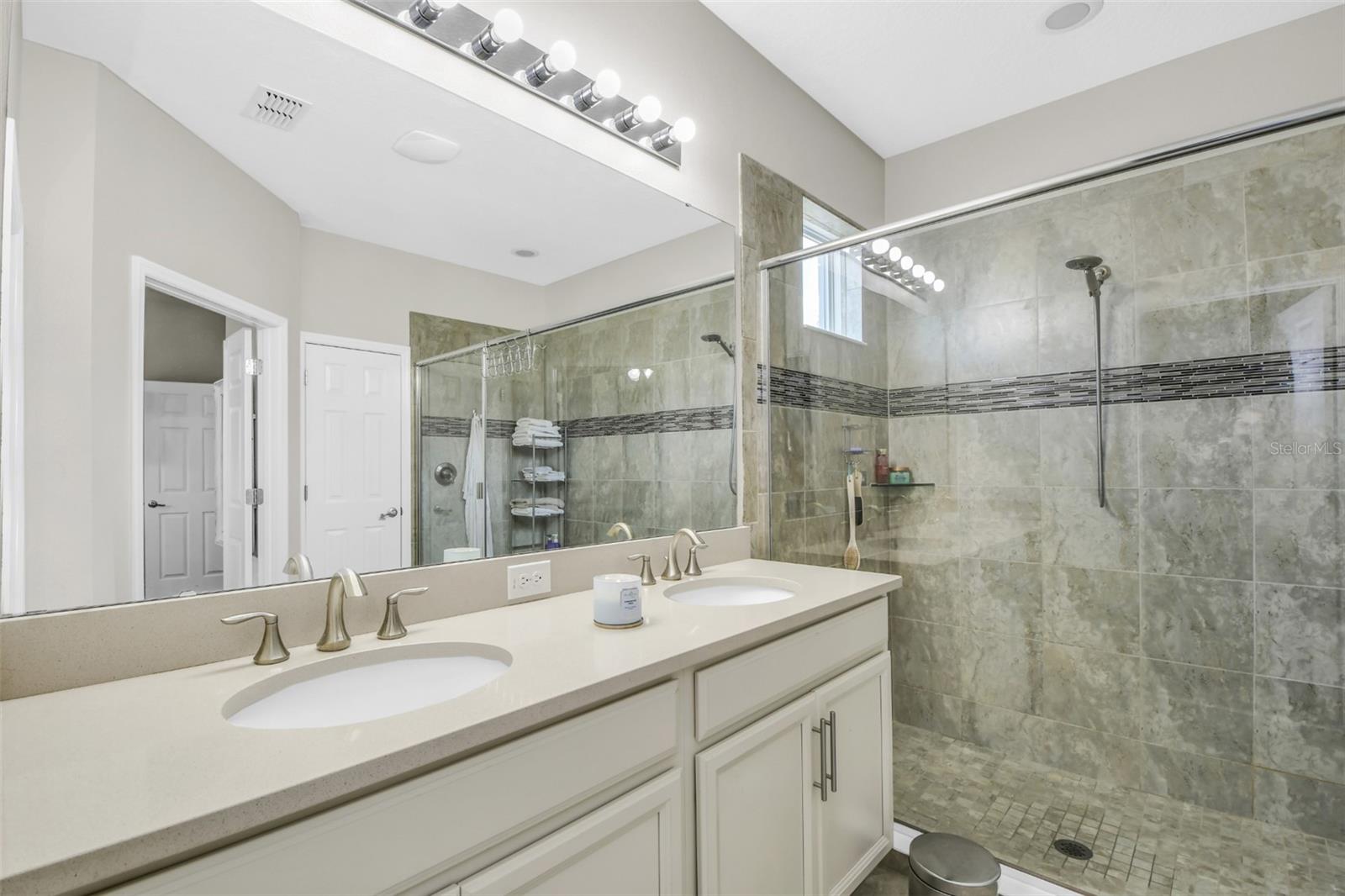Image 15 of 36 For 1821 Benevento Street