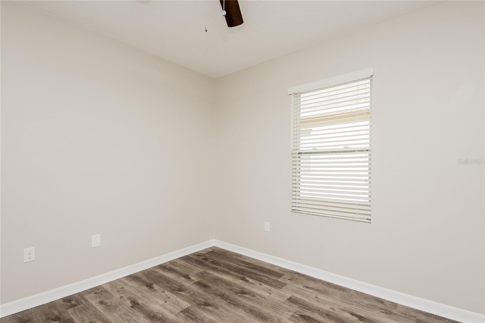 Image 13 of 16 For 195 Bella Drive