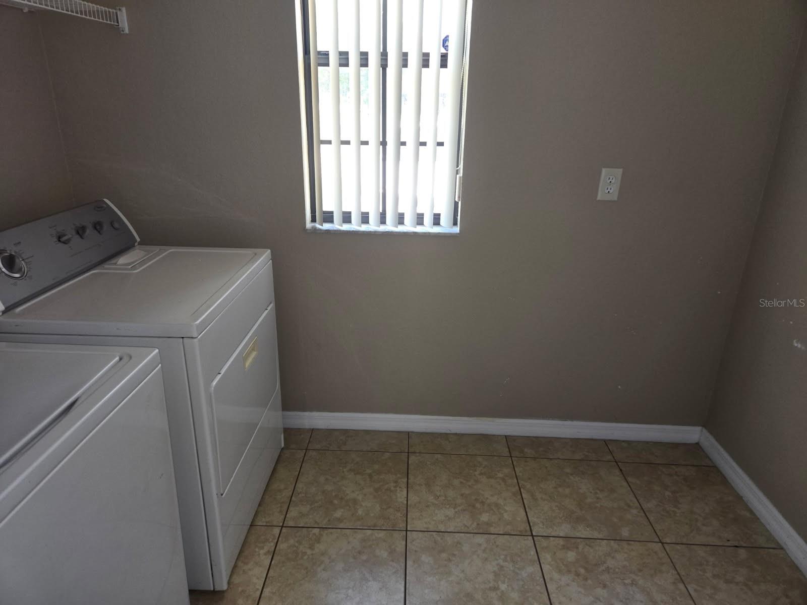 Image 18 of 22 For 1250 Clove Drive