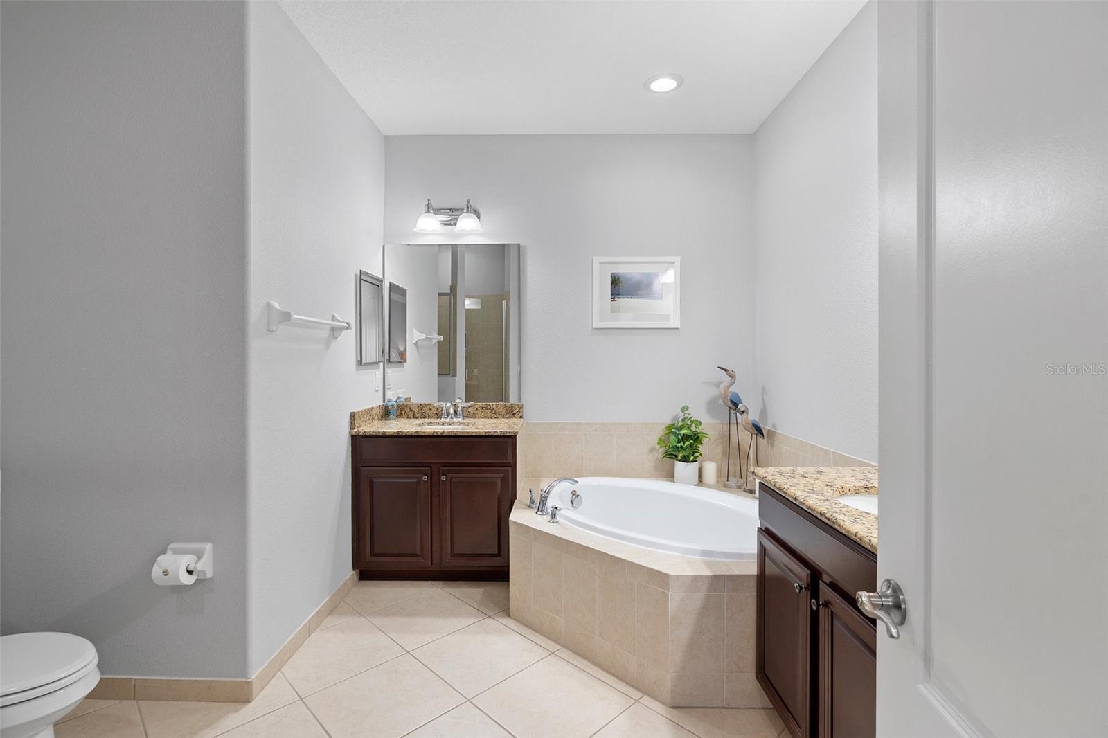 Image 18 of 44 For 10430 Belfry Circle