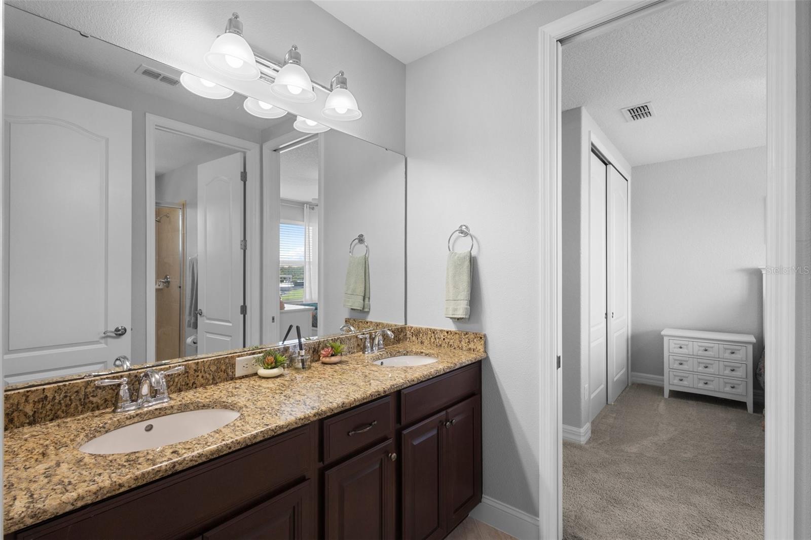 Image 23 of 44 For 10430 Belfry Circle