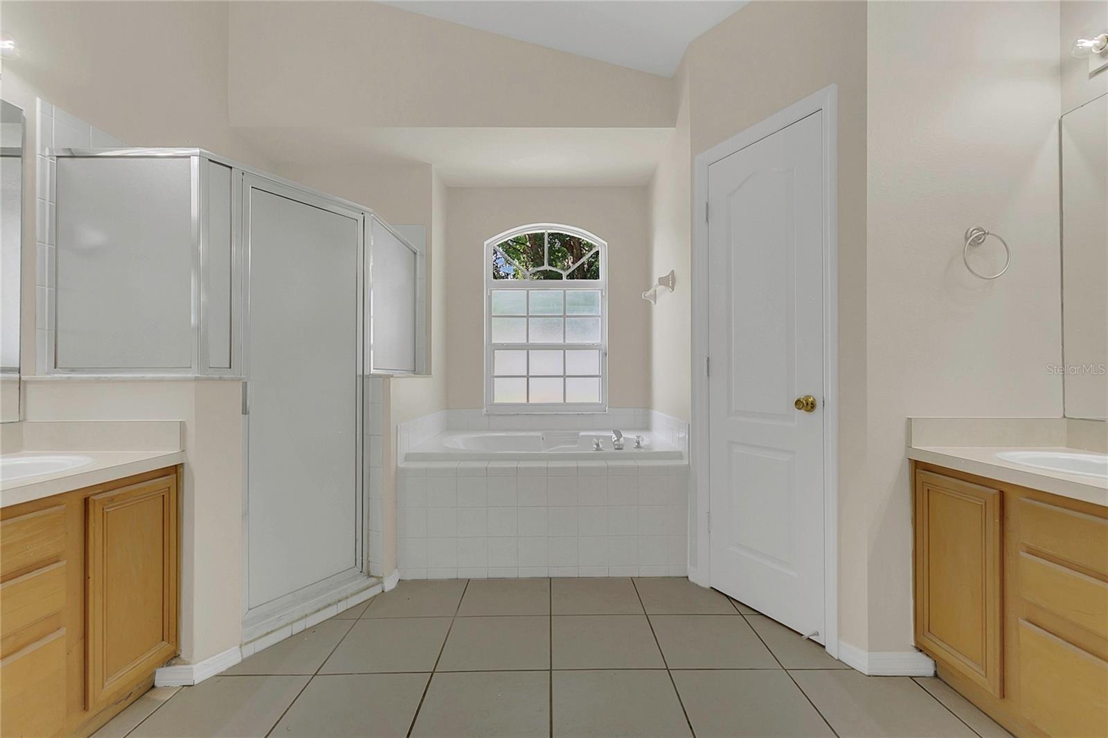 Image 14 of 27 For 3014 Linmont Lane