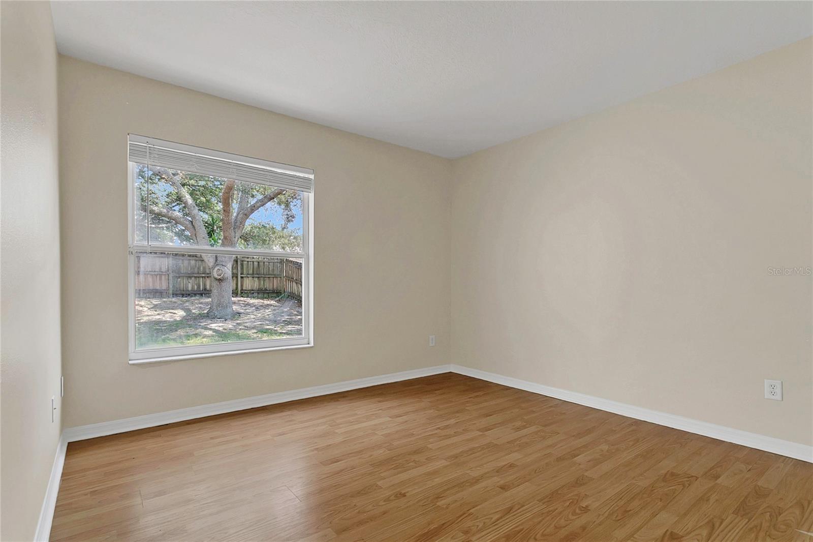Image 15 of 27 For 3014 Linmont Lane