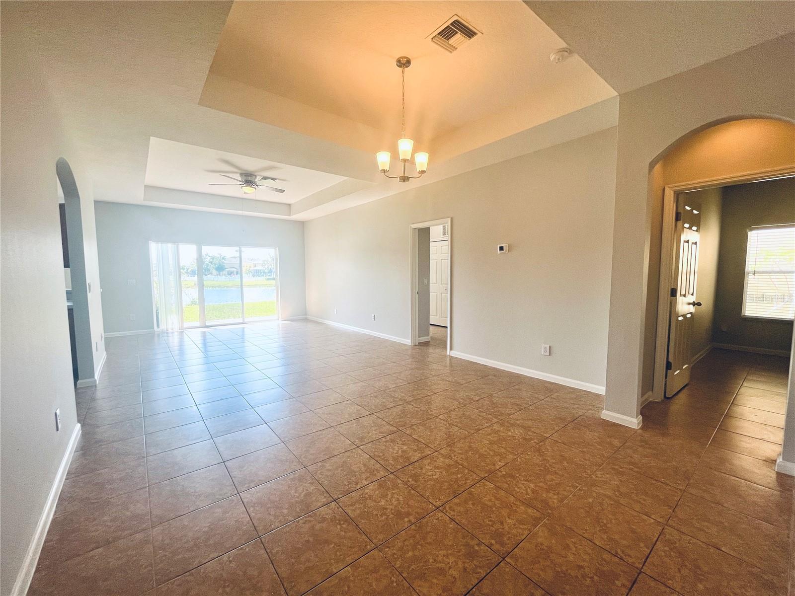 Image 11 of 28 For 414 Fern Lake Drive