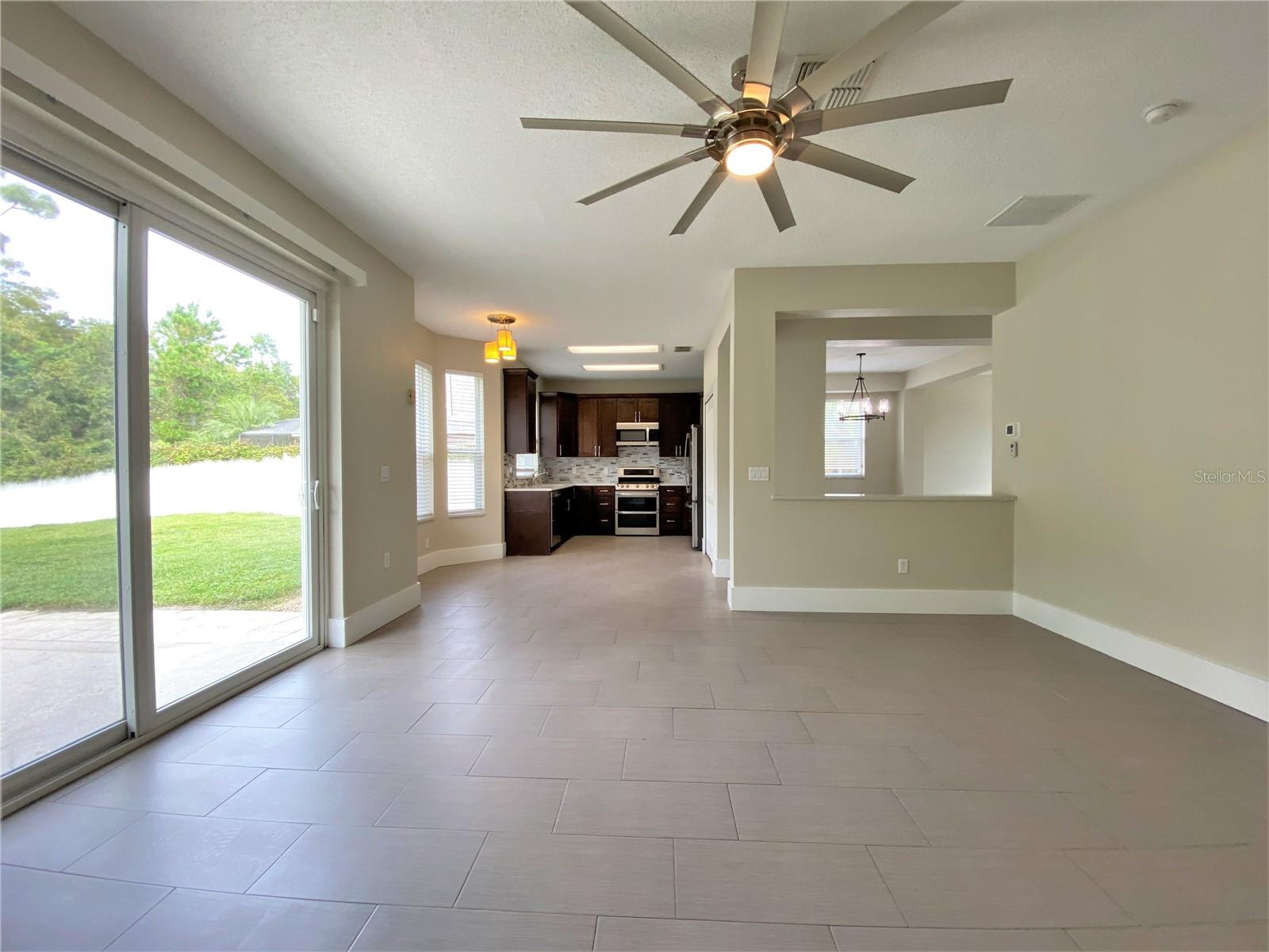 Image 10 of 44 For 4115 Andover Cay Boulevard