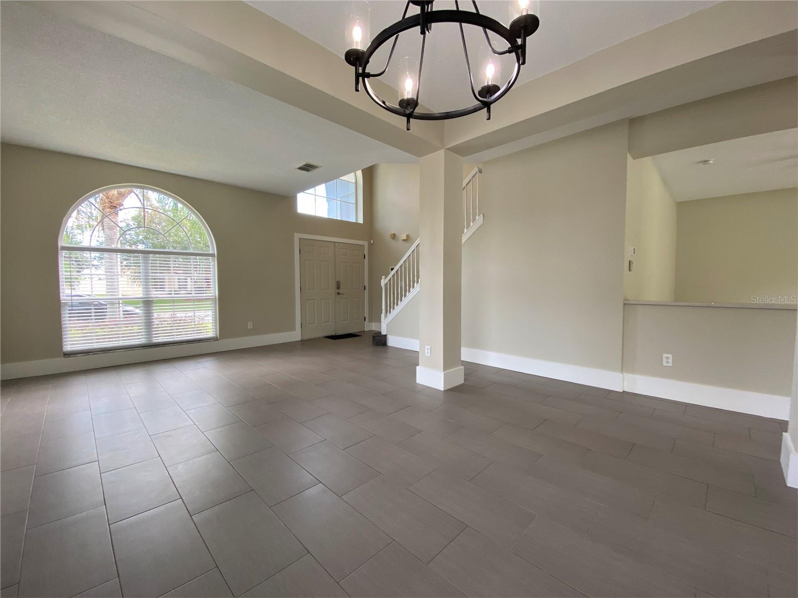 Image 4 of 44 For 4115 Andover Cay Boulevard
