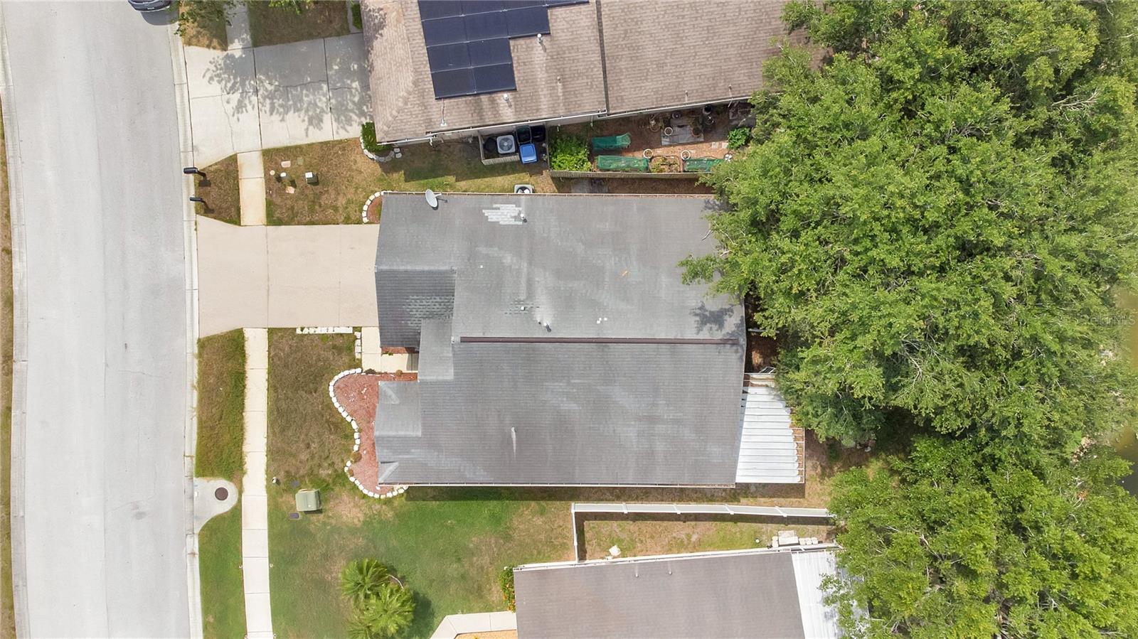 Image 32 of 41 For 22802 Roderick Drive