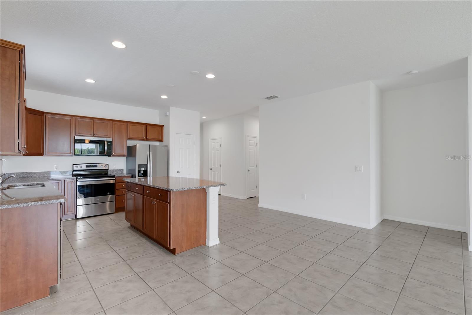 Image 4 of 23 For 3953 Baja Drive
