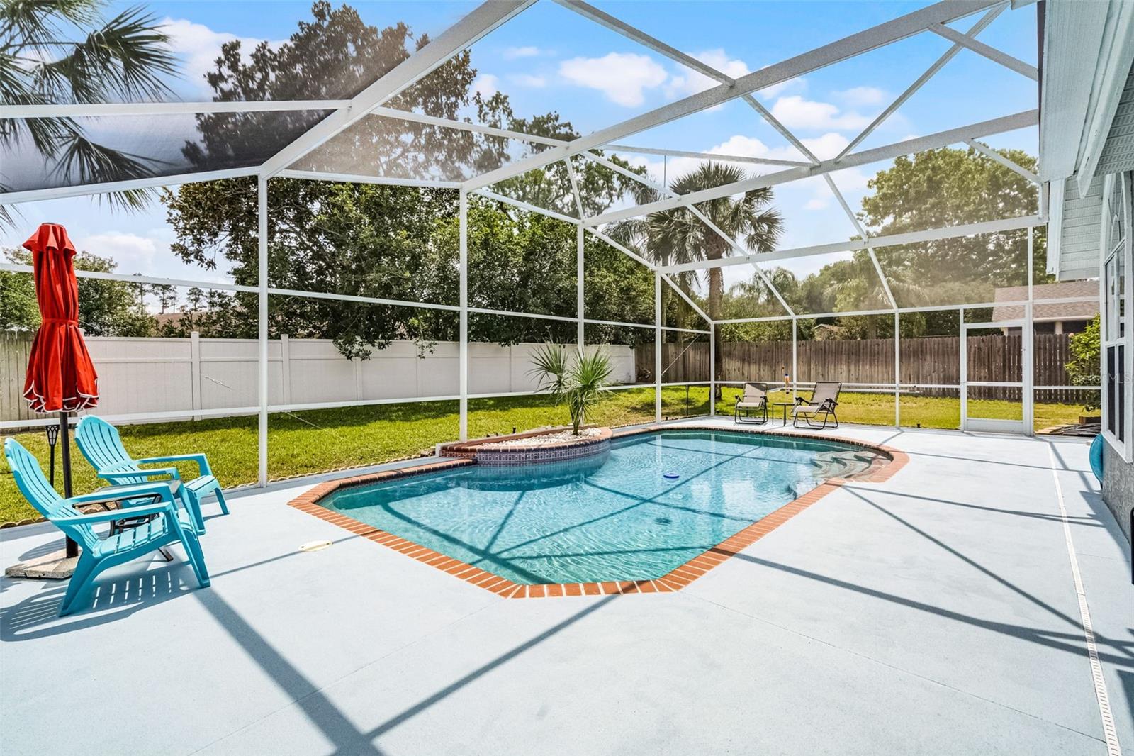 Image 36 of 62 For 2203 Essex Dr