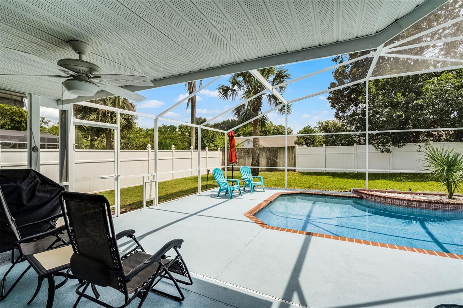 Image 38 of 62 For 2203 Essex Dr