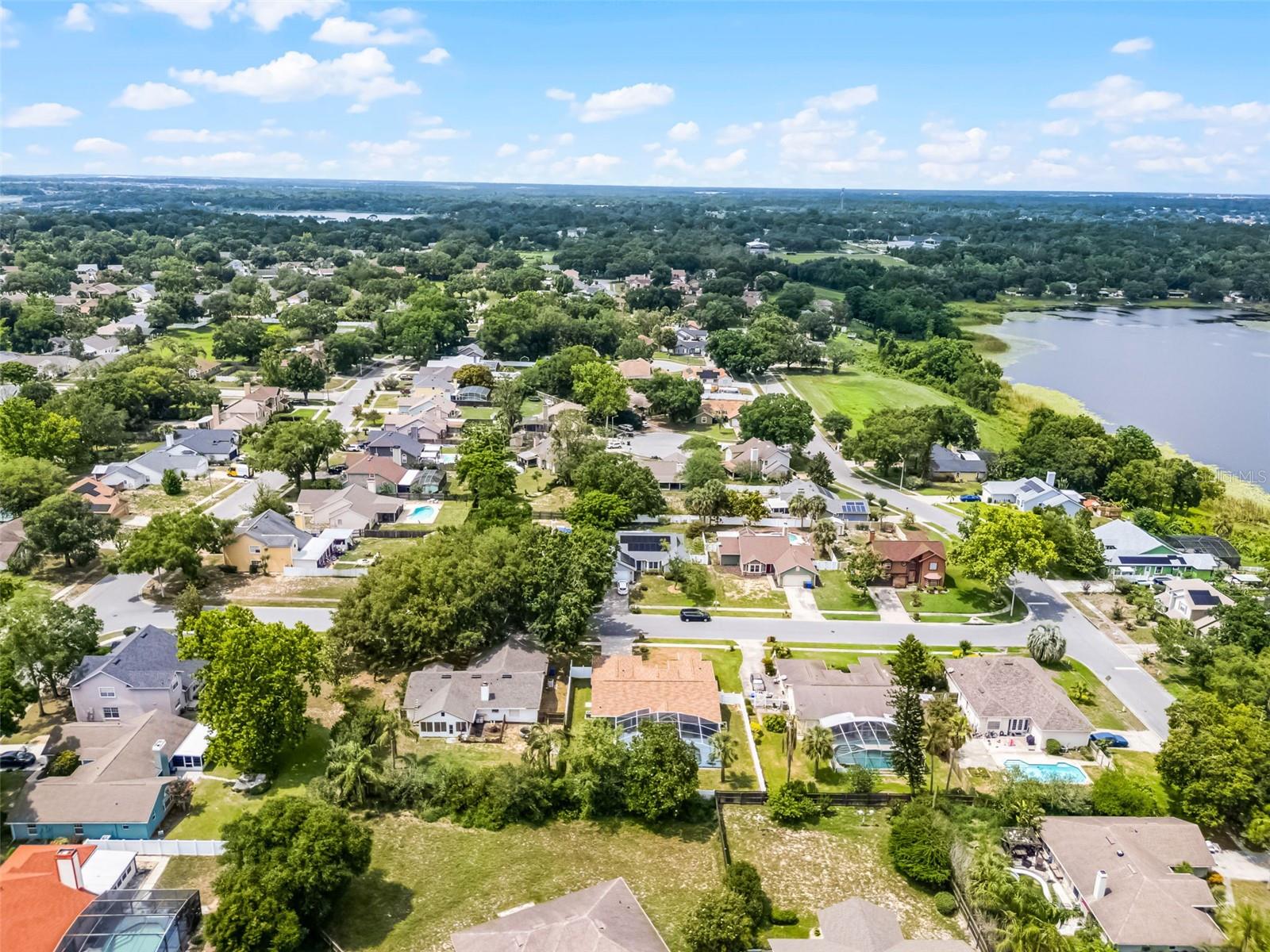 Image 47 of 62 For 2203 Essex Dr