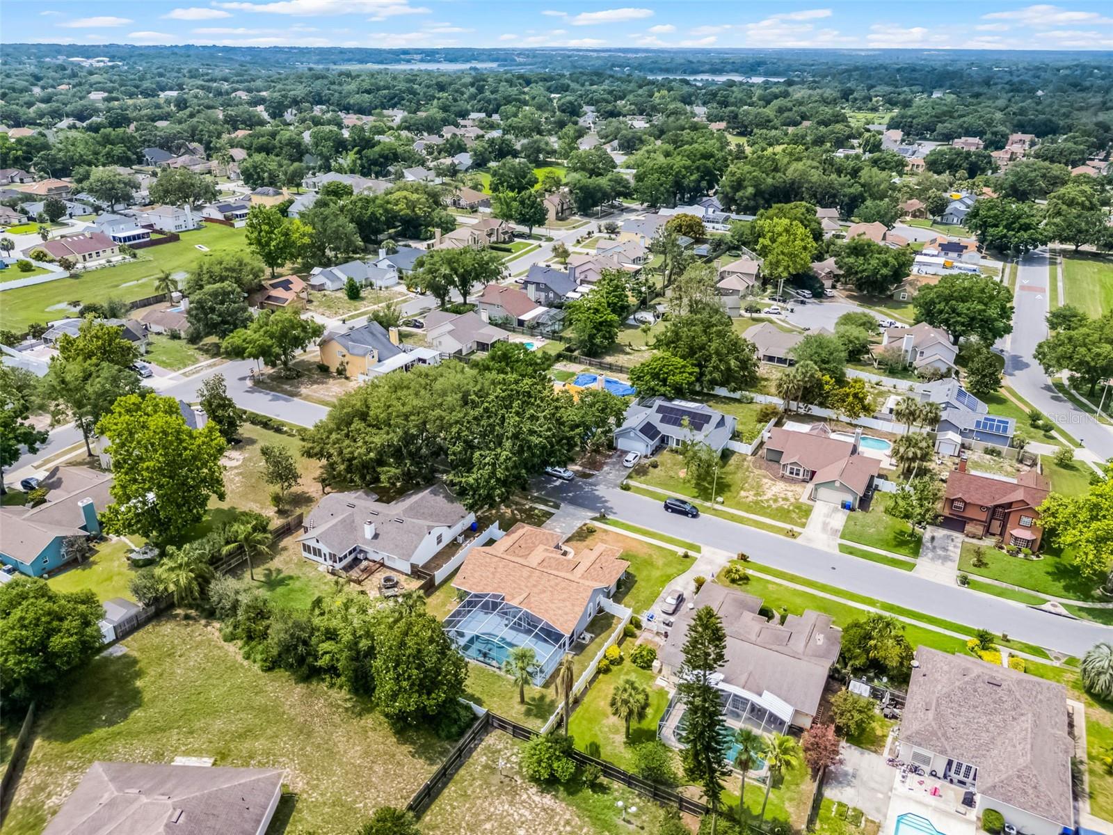 Image 50 of 62 For 2203 Essex Dr