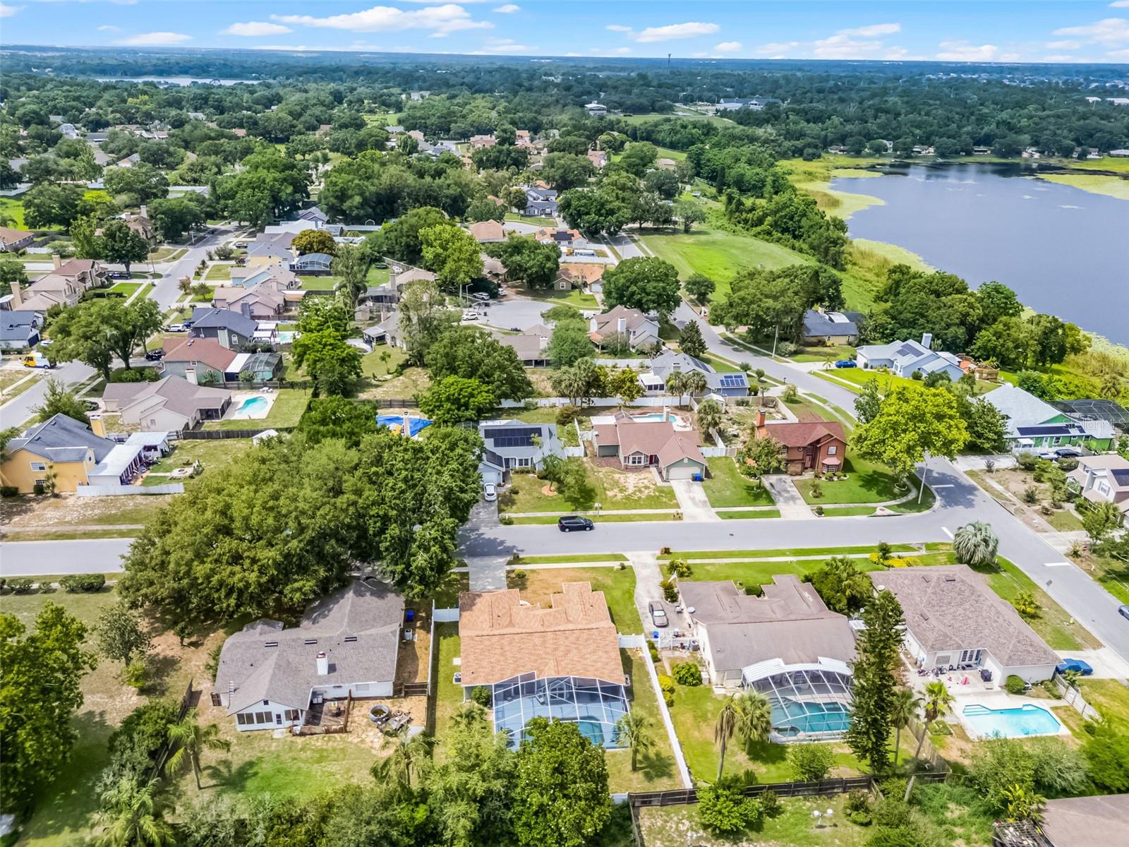 Image 61 of 62 For 2203 Essex Dr