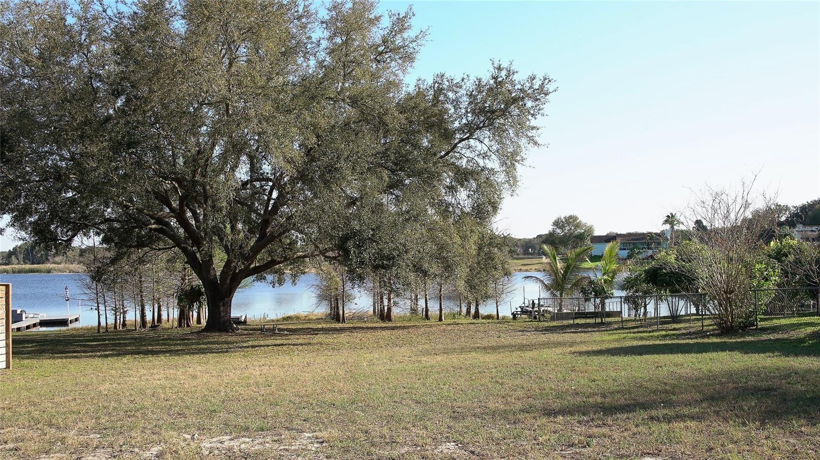 Image 10 of 12 For 972 Summer Lakes Drive