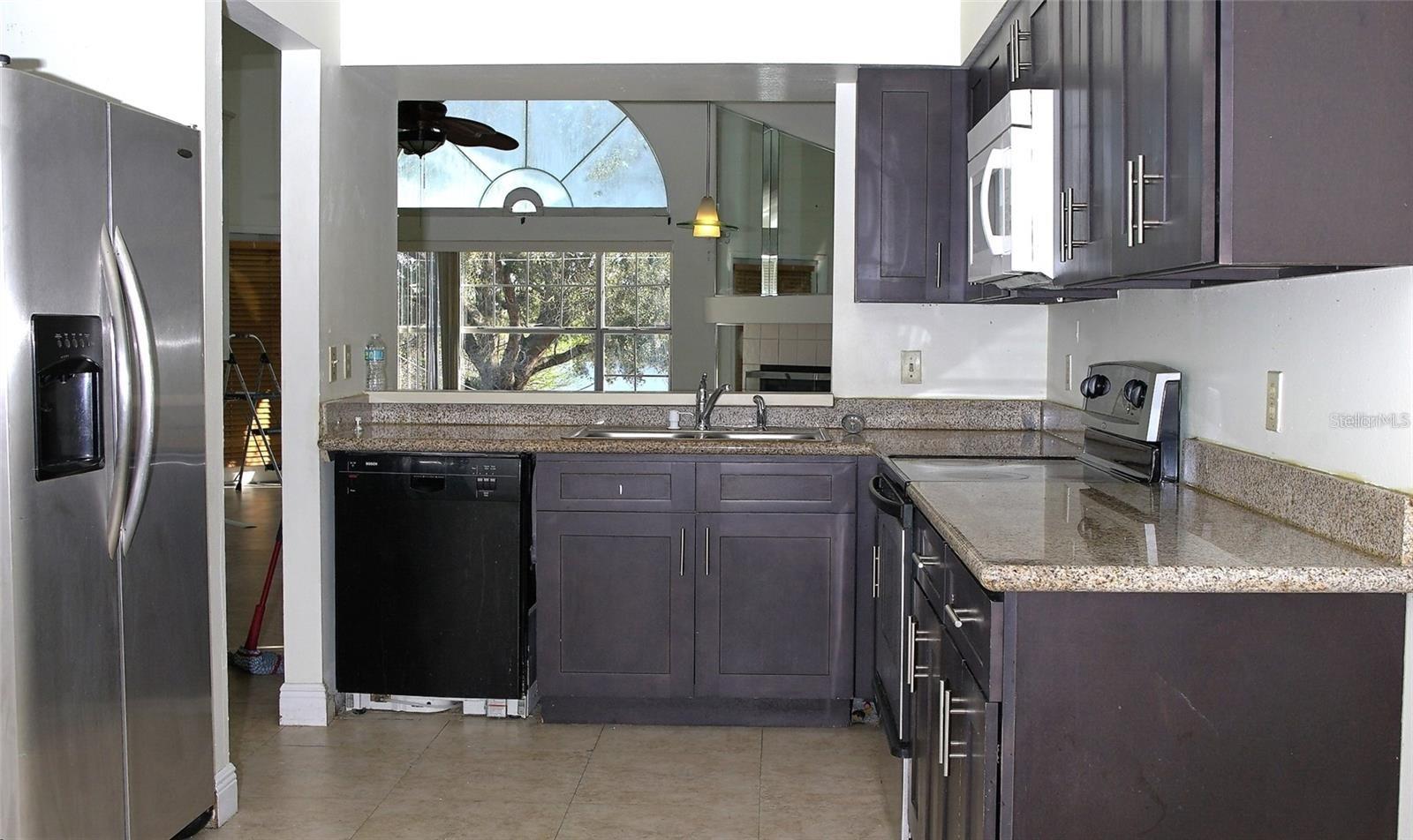 Image 4 of 12 For 972 Summer Lakes Drive