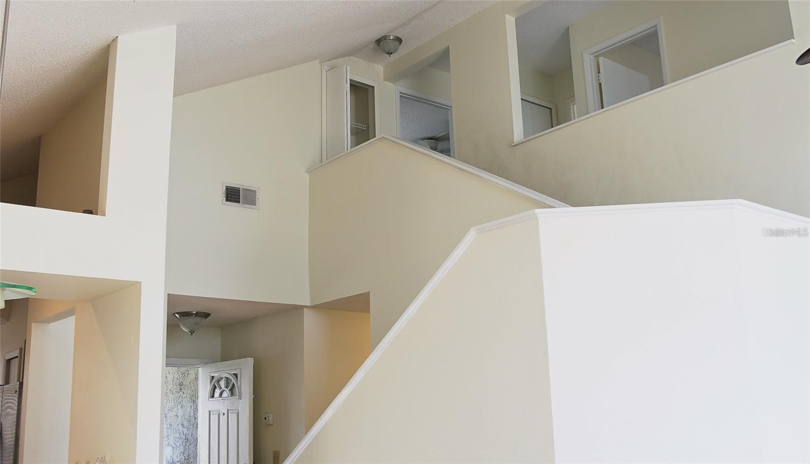 Image 6 of 12 For 972 Summer Lakes Drive